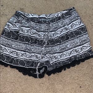 Flowy black shorts